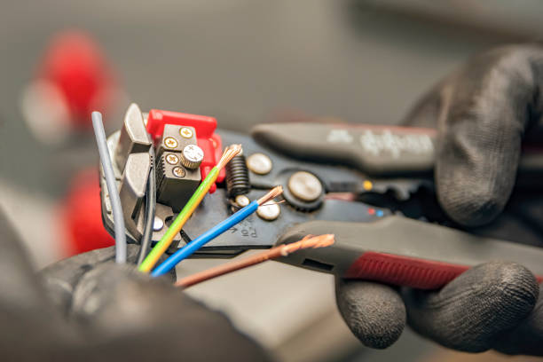 Best Electrical Contractors for Businesses  in Leland Grove, IL